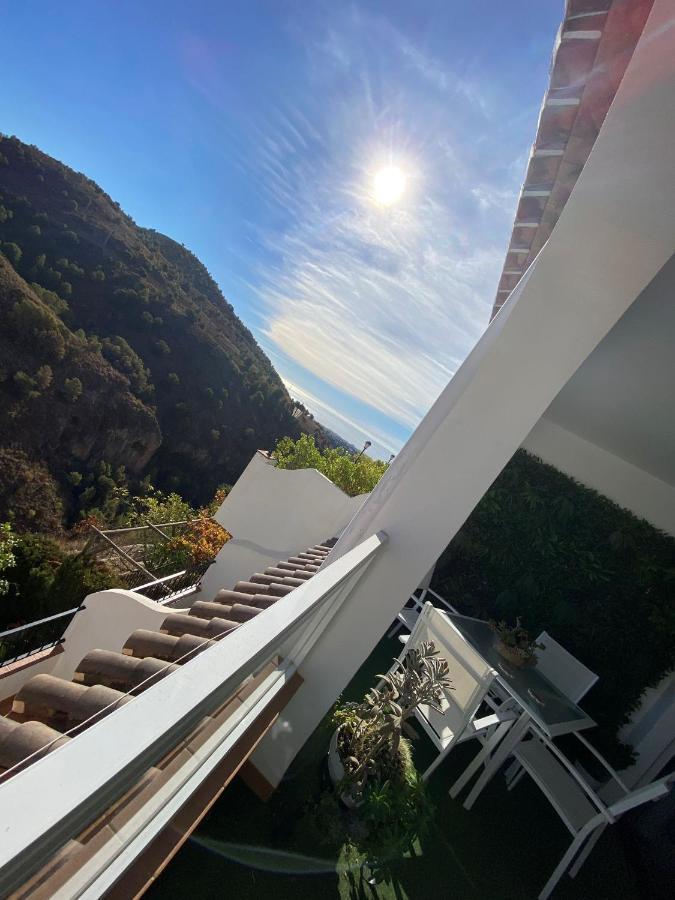 Mirador De La Axarquia Apartment Фригиляна Екстериор снимка