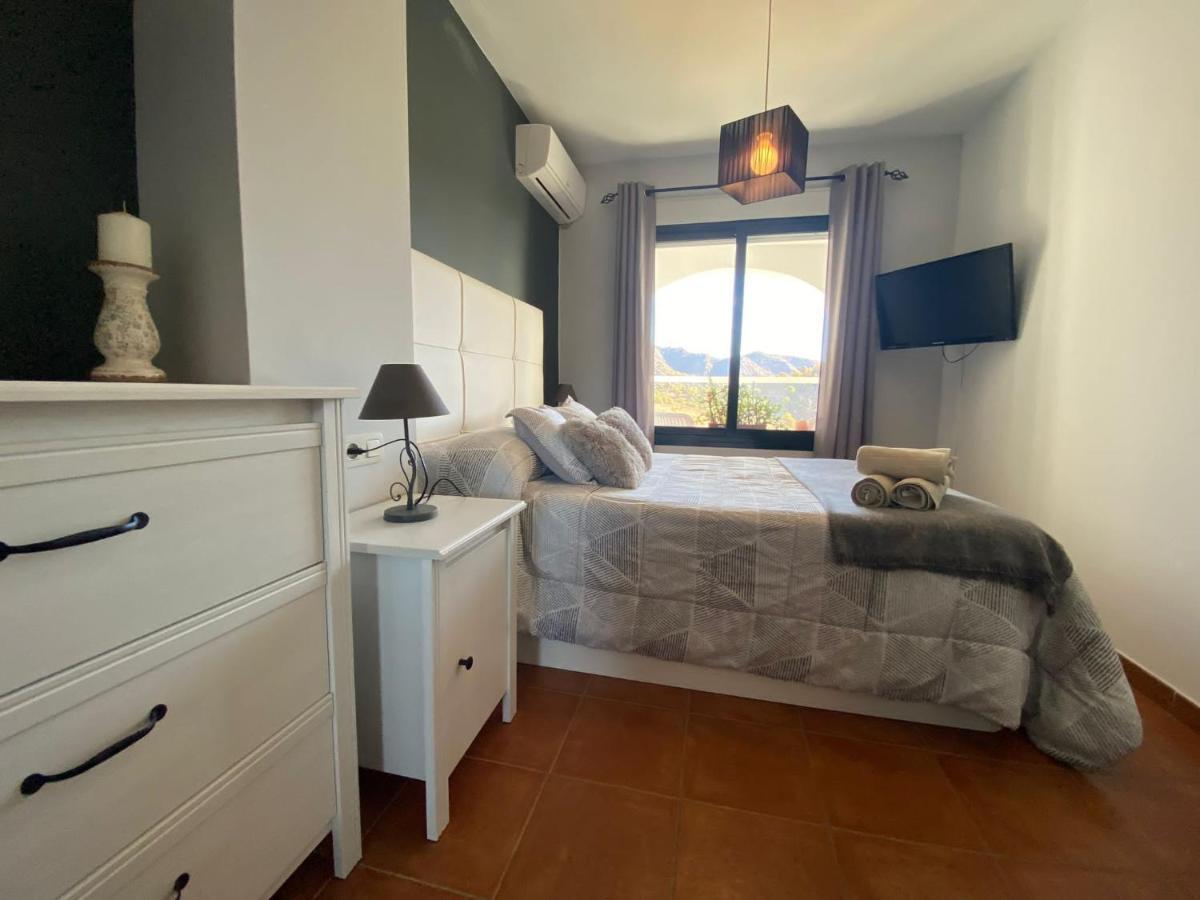 Mirador De La Axarquia Apartment Фригиляна Екстериор снимка